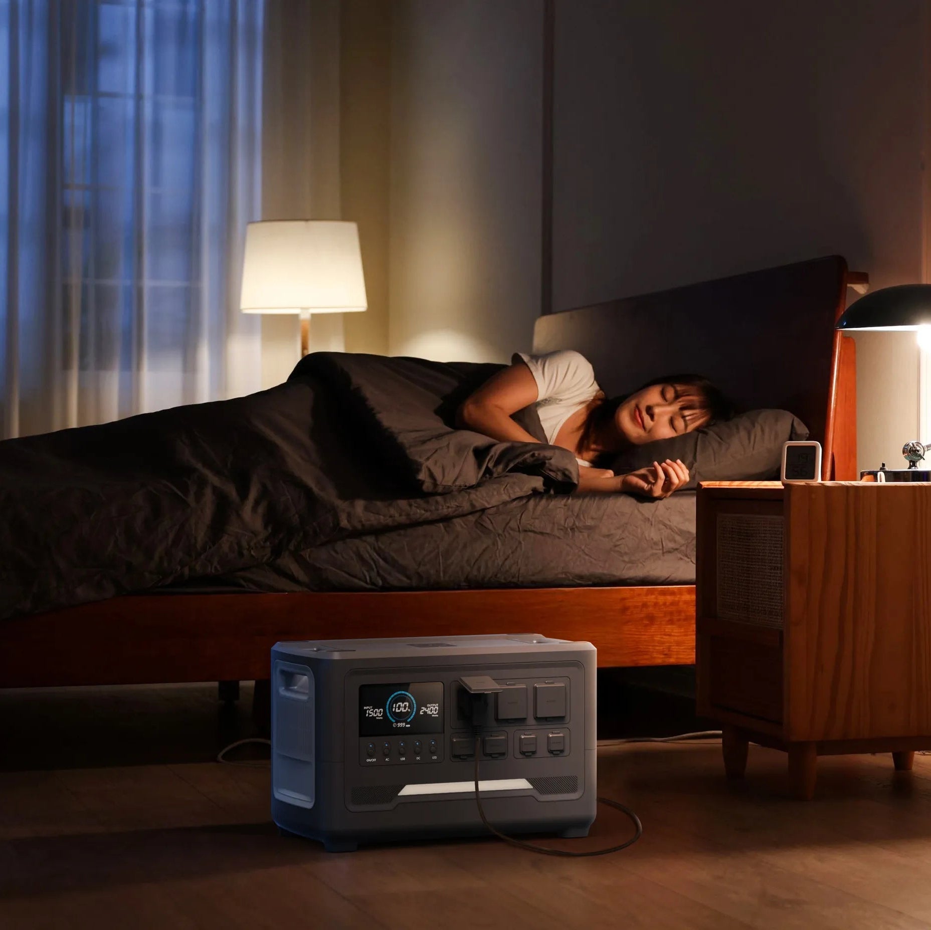 iFORWAY heavy-duty solar generator delivering 2400W rated and 4800W surge power to easily run large appliances